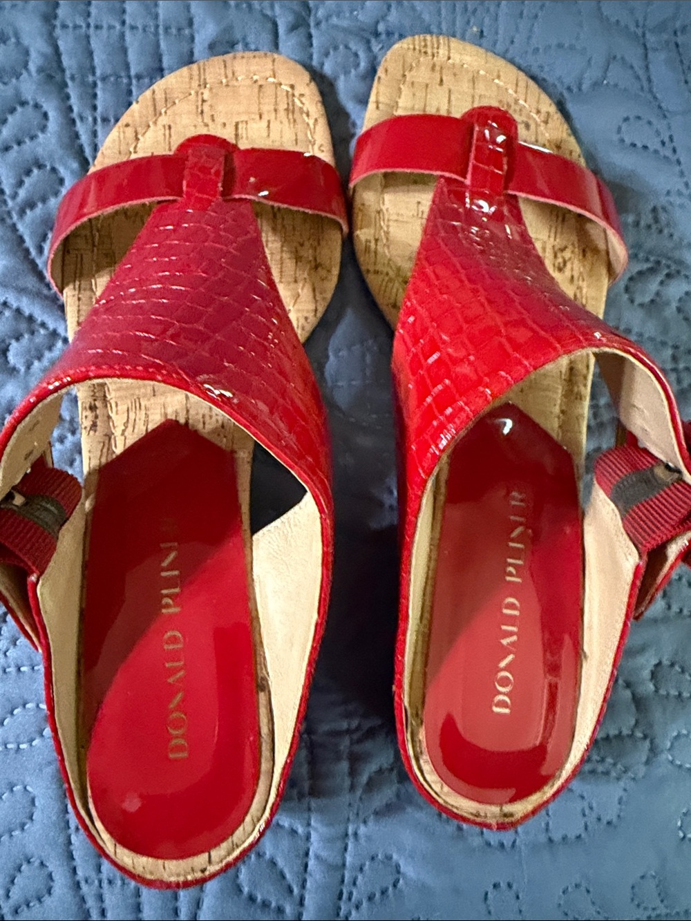 Donald J. Pliner Red Patent Croc-Embossed Cork Wedge Sandals - Sz 9. - Picture 4 of 6